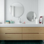 Modern Bathroom in Caesarstone 1141 Pure White|2161