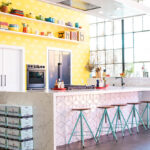 Traditional L-Shape kitchen with Island in Caesarstone 5143 White Attica | 2136