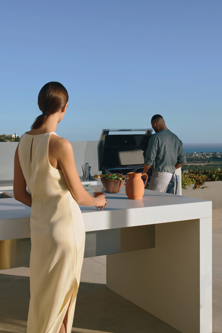 Caesarstone Outdoor 405 Midday kitchen